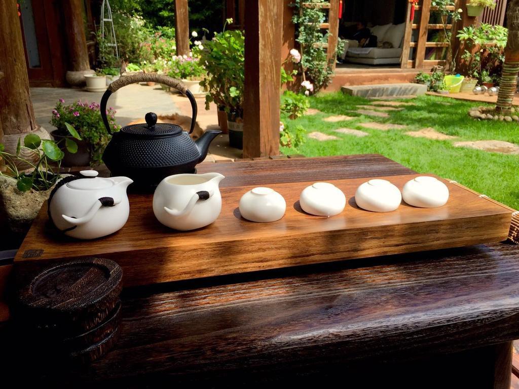 Lijiang Shuhe Qingtao Inn Extérieur photo